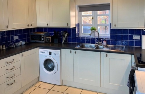 Didcot House | Ashbrook Lewis a two bedroom, two bathroom cottage, Harwell Campus