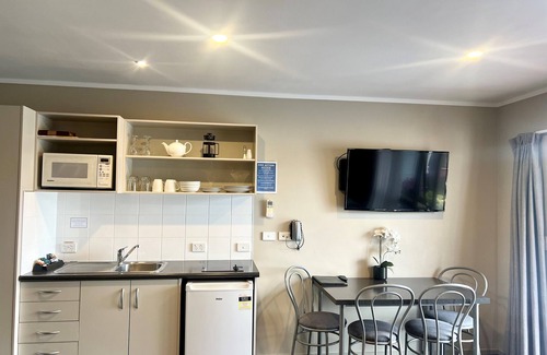 Taupo Hotel | Ashbrook Motel Taupo
