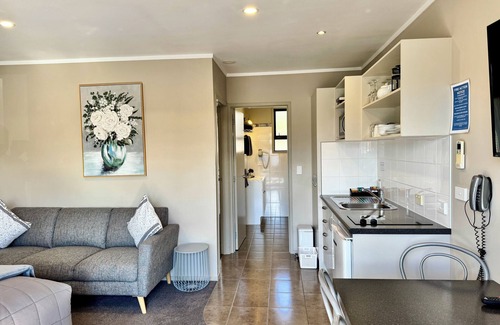 Taupo Hotel | Ashbrook Motel Taupo