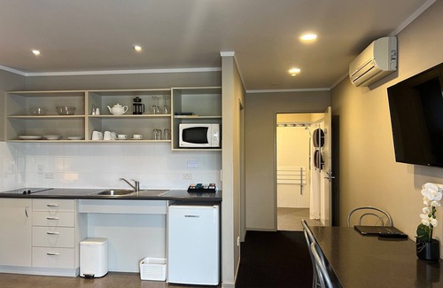 Taupo Hotel | Ashbrook Motel Taupo