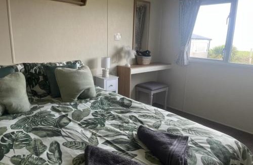Sheerness House | Ashcroft Coast - 2 Bed - Sleeps 4 - Pets Ok