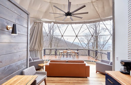 Canton Cabin | Asheville Dome Sleeps 6 + Hot Tub + Mountain View