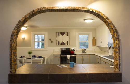 Candler House | Asheville Stay-cation - Clean, Big yard, Hot tub, Dogs OK