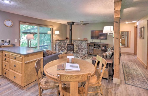 Paradise Estates Cottage | Ashford Cabin With Hot Tub & Big Creek Views!