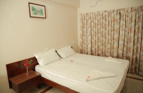 Thiruvananthapuram Hotel | ASHISH TOURIST HOME