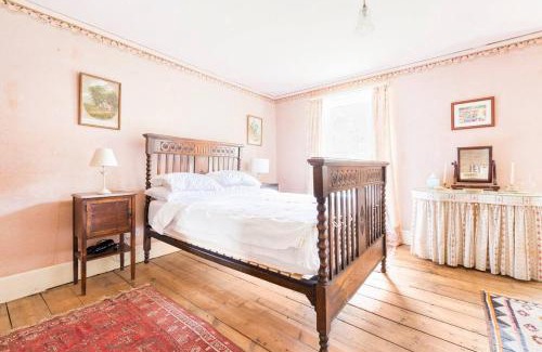 Tiverton House | ASHLEY COURT