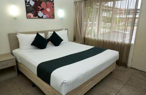 West Gosford Hotel | Ashwood Motel