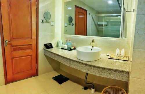 Ambohibao Hotel | Asia and Africa Hotel