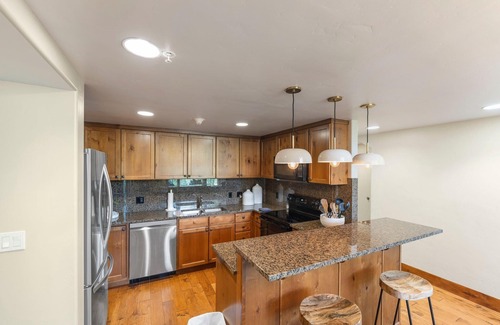 Tamarack Condo | Aspen Grove Lodge 2 Bedroom Condo (Sleeps 8) - Expansive 2 BR Condo with Fireplace and Patio