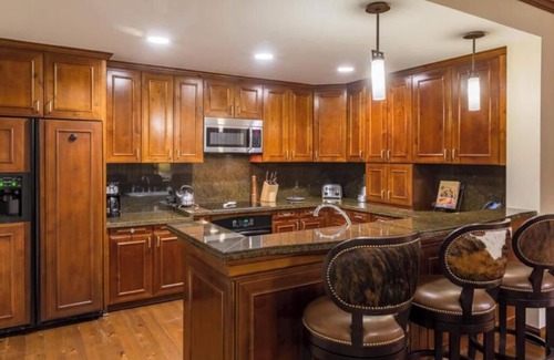 Aspen Condo | Aspen Highlands CO | Ritz Carlton Residence Club | 2 Bedroom
