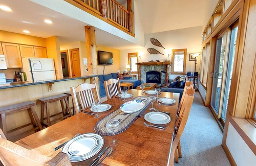 Mazama Cabin | Aspen Lodge at Timberline Meadows, 1st Floor Unit