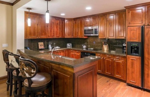 Aspen Condo | Aspen Ritz-carlton 3 Bedroom Residence - Ski In, Ski-out