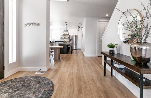 Midway House | ^Aspen Run - Your Modern Mountain Escape^