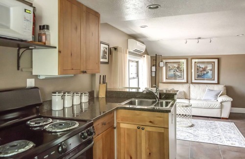 Central Business District Hotel | Aspenwood Manor South