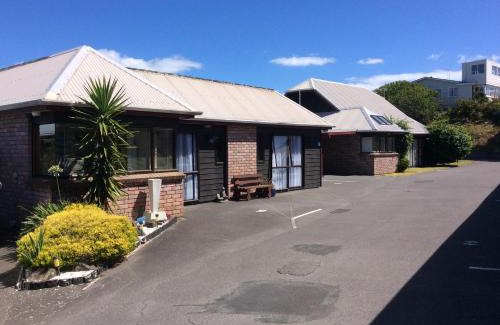 Paraparaumu Beach Hotel | ASURE Kapiti Court Motel