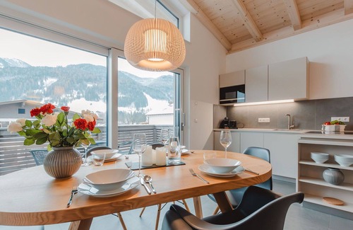 Gries Apartment | Nice apartment for 4 people with WIFI, TV, balcony and pets allowed