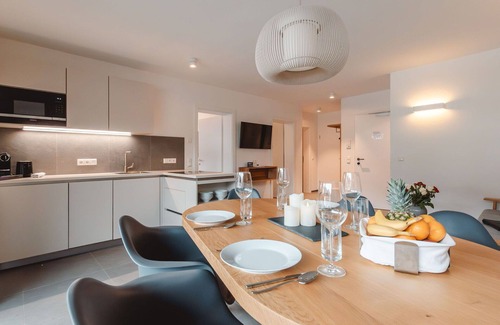 Gries Apartment | Lovely apartment for 8 guests with WIFI, TV, terrace and pets allowed