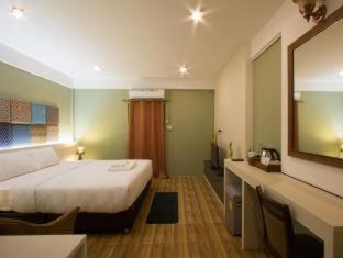 Wua Lai Hotel | At Ease As Home