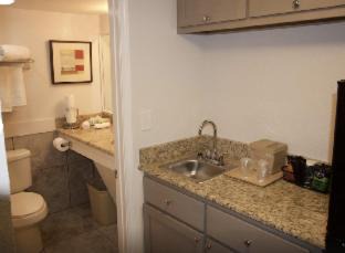 Brent Hotel | At Home Inn - Pensacola