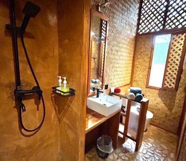 Puerto Princesa City Centre Bed & Breakfast | At Home
