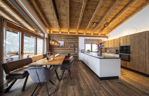 Schonbach House | Chalet in Neukirchen near Wildkogel Ski Slope