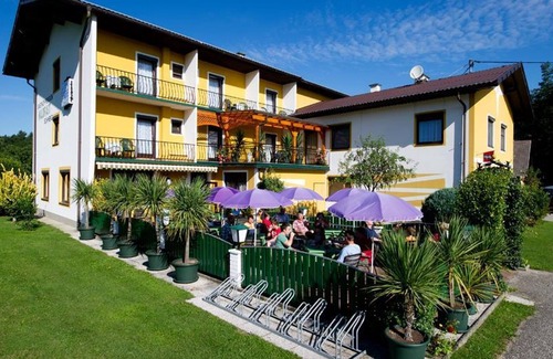 Sankt Kanzian am Klopeiner See Bed & Breakfast | Triple room - Gasthof-Pension Waldrast