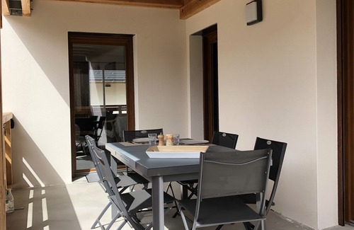 Verchaix Apartment | At the foot of lac bleu de morillon and samoens