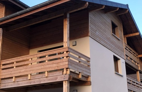 Verchaix Apartment | At the foot of lac bleu de morillon and samoens