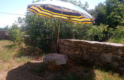Ferrieres-les-Verreries House | At the gates of the Cevennes, renovated stone house, very quiet, private land
