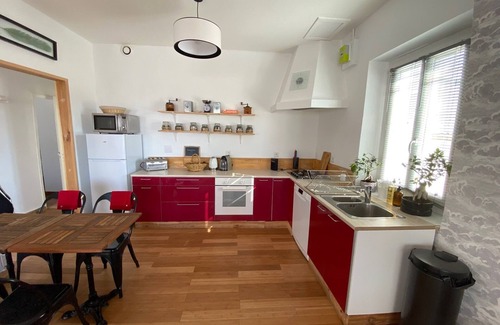Saint-Henri Apartment | AT THE GATES OF L'ESTAQUE