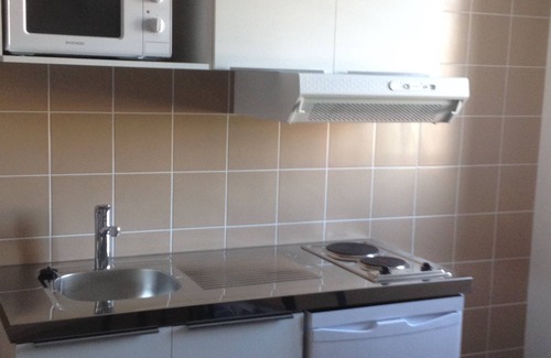 Reignier-Esery Villa | AT VICTOR- super F1 FURNITURE STAND - 2-3 PERSON- NEAR TRAIN STATION AND SHOPS