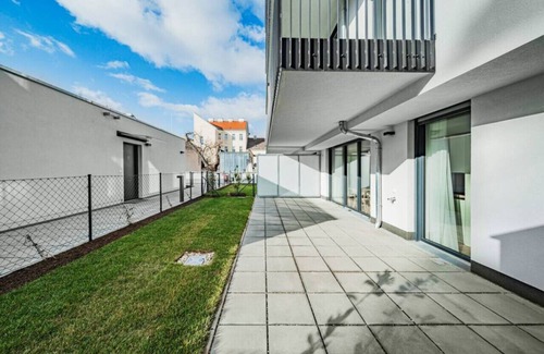Erdberg Apartment | AT VIE 112 Urbmrise 01 035 01 01 A002