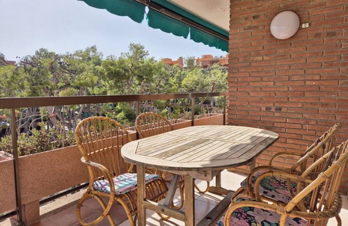 Torredembarra Apartment | AT037 Els Pins I: Apartamento en primera línea de mar.