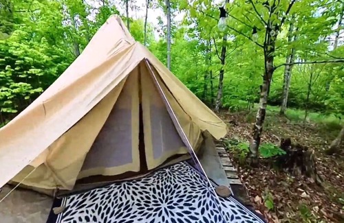Harris RV Rental | Atabeyra Bell Tent Taino Woods 15 mins to Bethel Woods Concerts, Casino, Falls