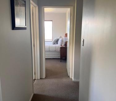 Atawhai Apartment | Atawhai Retreat Peace & Sea Views