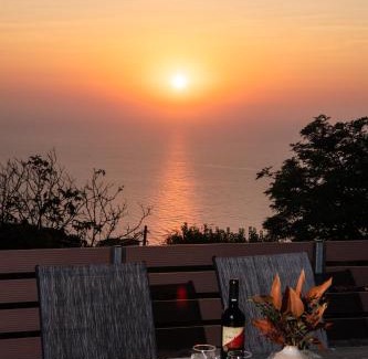 Athani House | Athanion Sunset House