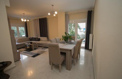 Palaio Faliro Apartment | Athenian Riviera Apartment