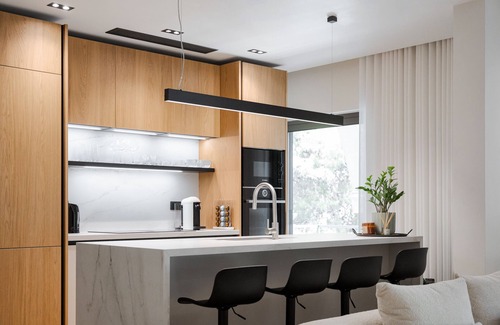 Varkiza Apartment | Athenian Riviera Stunning Residence