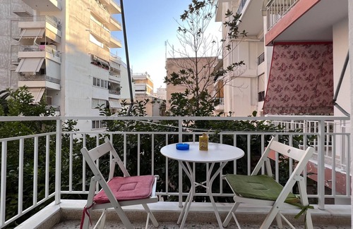 Kinosargous Apartment | Athenian Style & Art/2 bdr apartmentn