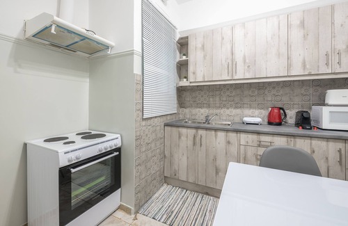 Omonia Apartment | Athens Apartment Nina,1 Minute From Metro Station