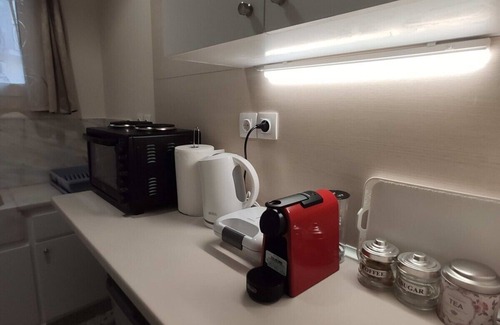 Omonia Apartment | Athens Central Explorer Nest 1 Bd Apt