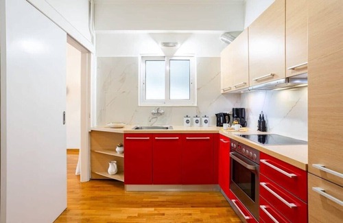 Pasalimani House | Athens Luxury Getaway - Pasalimani City Oasis