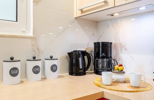 Pasalimani House | Athens Luxury Getaway - Pasalimani City Oasis