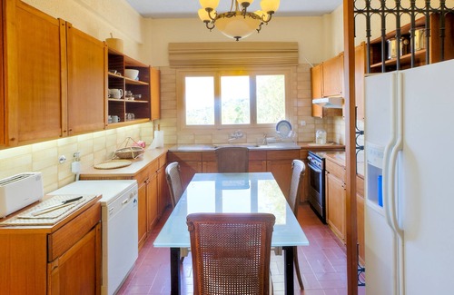 Penteli Apartment | Athens,Pendeli apartment