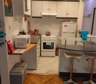Palaio Faliro Apartment | Athens Riviera apt with seaview, 15' to Acropolis