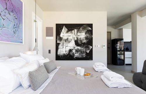 Saronida Hotel | Athens Riviera Suites