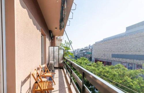 Kinosargous Apartment | Athenslander Acropolis view
