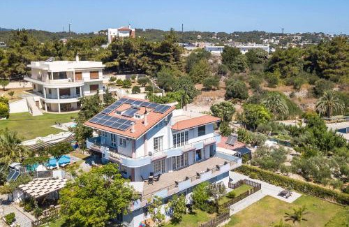 Asgourou Villa | Athina's Villa with heated pool