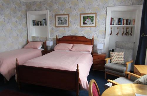 Dundee Bed & Breakfast | Athollbank Guest House