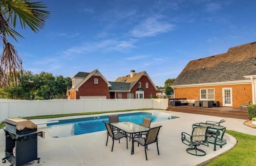 Conyers House | ATL 5BR Modern Sanctuary